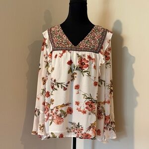 Chic Floral V-Neck Blouse
